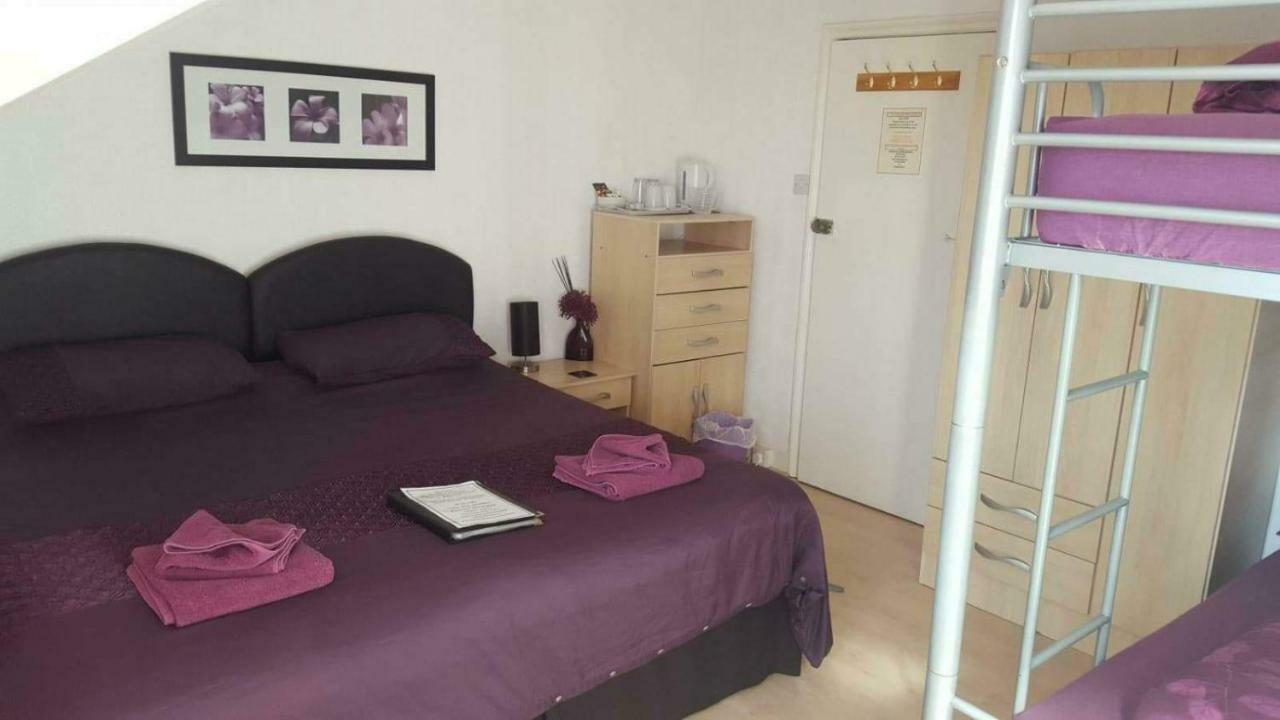 Hallam Guest house